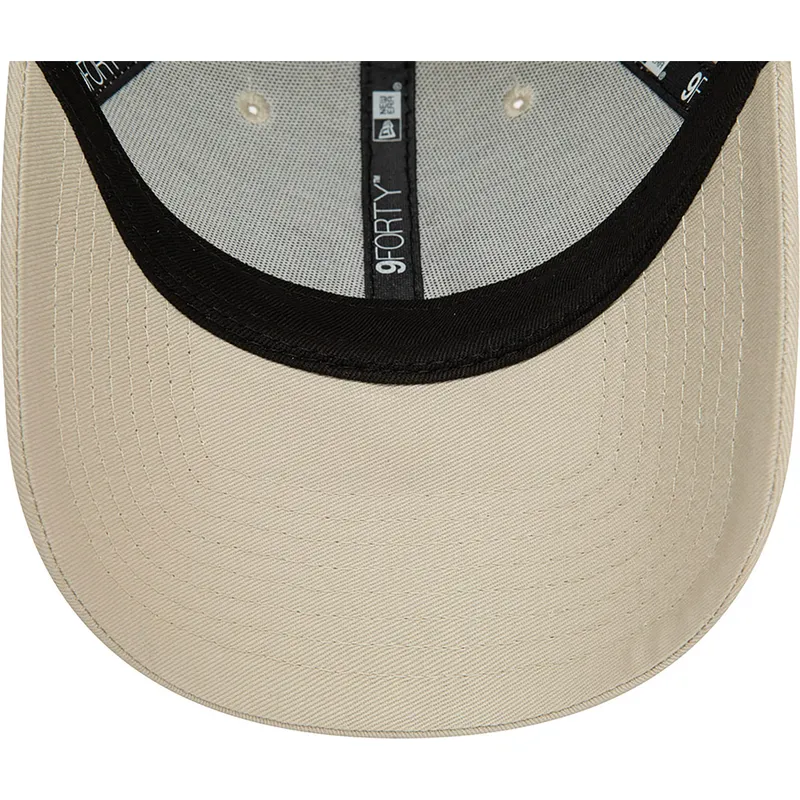 kepsar-curva-beige-justerbart-band-marron-9forty-league-essential-fran-new-york-yankees-mlb-av-new-era kepsar-curva-beige-justerbart-band-marron-9forty-league-essential-fran-new-york-yankees-mlb-av-new-era
