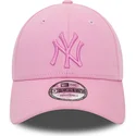new-era-new-york-yankees-mlb-9forty-league-essential-rosa-justerbar-bojd-keps-med-rosa-logotyp