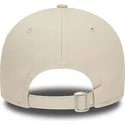 beige-justerbar-bojd-keps-med-svart-logotyp-9twenty-league-essential-los-angeles-dodgers-mlb-fran-new-era