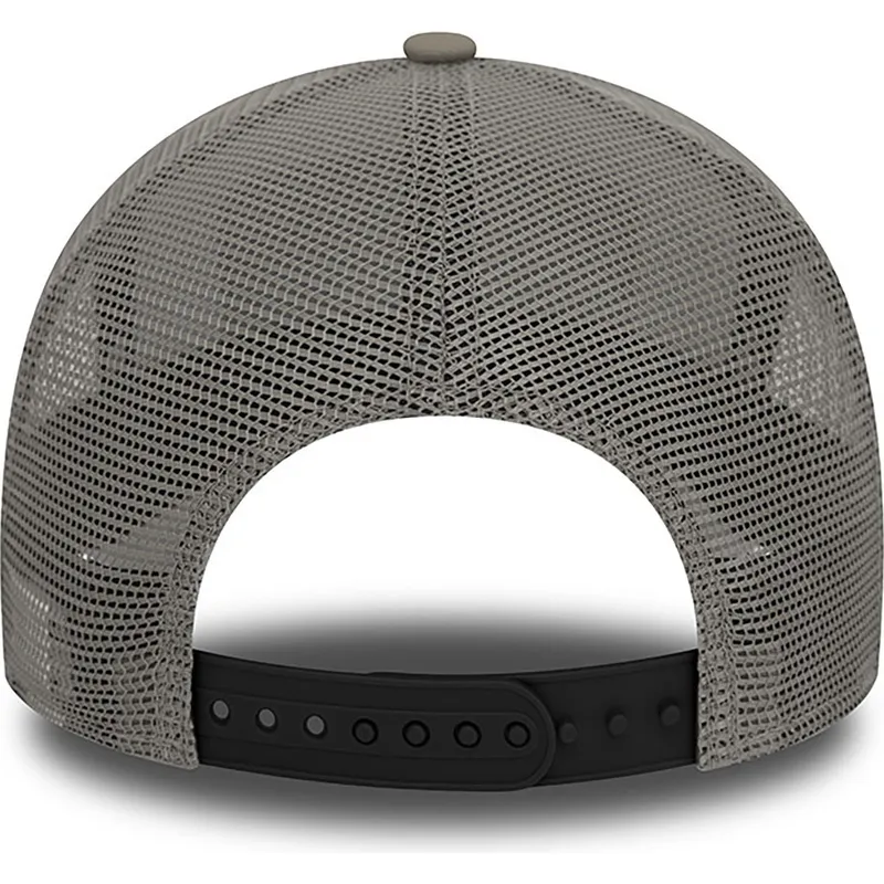 kepsar-curva-svart-snapback-a-frame-av-new-era kepsar-curva-svart-snapback-a-frame-av-new-era