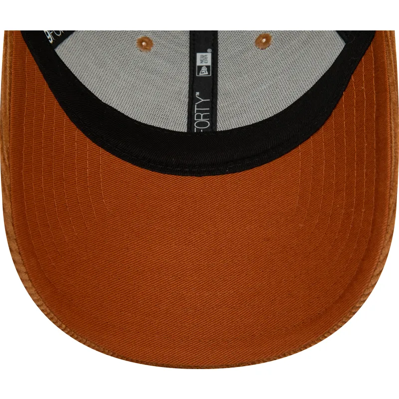 justerbar-brun-bojd-keps-9forty-cord-new-york-yankees-mlb-fran-new-era