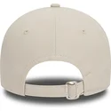 beige-justerbar-bojd-keps-med-brunt-los-angeles-dodgers-logotyp-9twenty-boucle-mlb-fran-new-era