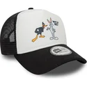 vit-och-svart-a-frame-character-bugs-bunny-och-daffy-duck-looney-tunes-truckerkeps-fran-new-era