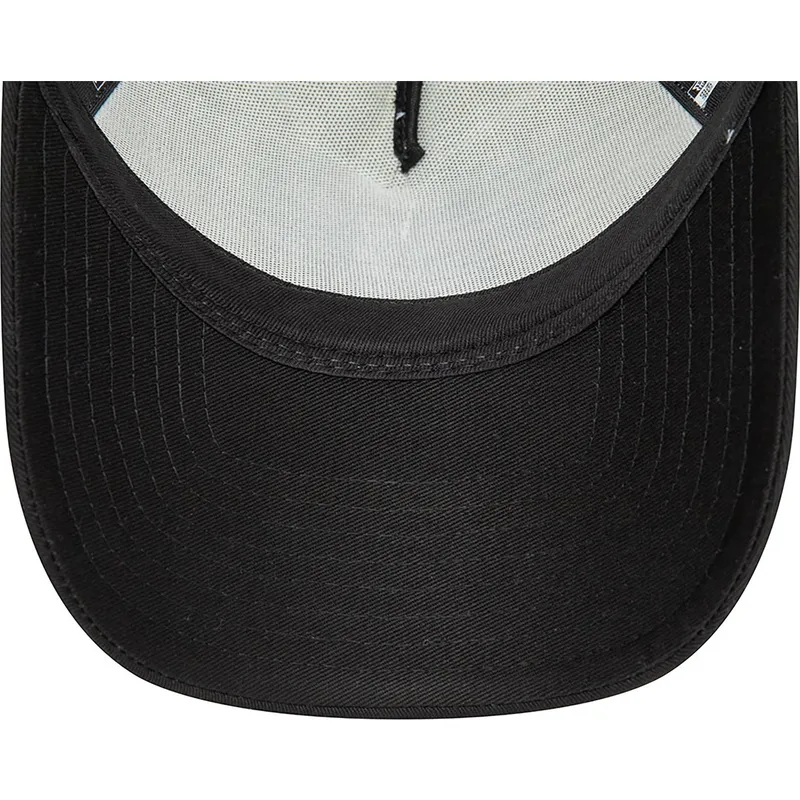 kepsar-curva-svart-snapback-a-frame-character-fran-bugs-bunny-y-pato-lucas-looney-tunes-av-new-era kepsar-curva-svart-snapback-a-frame-character-fran-bugs-bunny-y-pato-lucas-looney-tunes-av-new-era