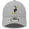 kepsar-curva-gra-justerbart-band-9forty-character-fran-pato-lucas-looney-tunes-av-new-era