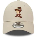 beige-justerbar-bojd-keps-9forty-taz-looney-tunes-fran-new-era