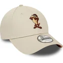 beige-justerbar-bojd-keps-9forty-taz-looney-tunes-fran-new-era