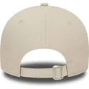 beige-justerbar-bojd-keps-9forty-taz-looney-tunes-fran-new-era