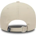 kepsar-curva-beige-justerbart-band-9forty-food-character-fran-new-york-yankees-mlb-av-new-era