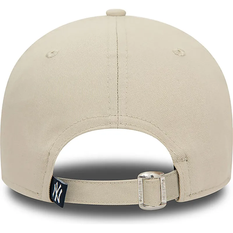 kepsar-curva-beige-justerbart-band-9forty-food-character-fran-new-york-yankees-mlb-av-new-era