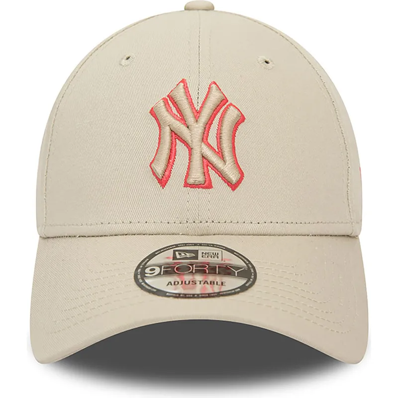 bojd-beige-justerbar-keps-9forty-team-outline-fran-new-york-yankees-mlb-av-new-era