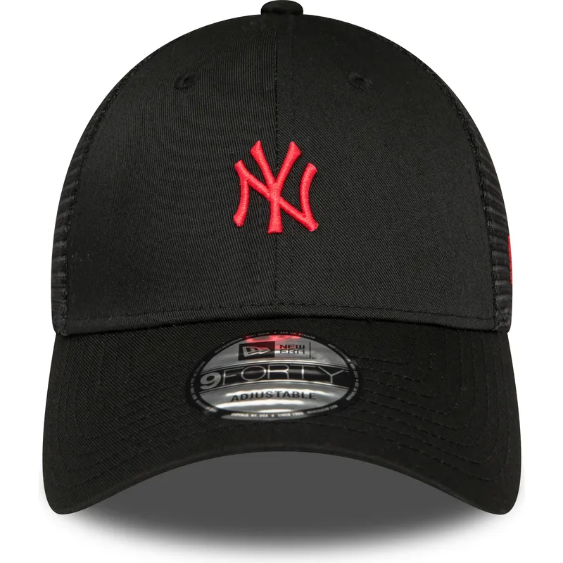 kepsar-curva-svart-justerbart-band-9forty-home-field-fran-new-york-yankees-mlb-av-new-era
