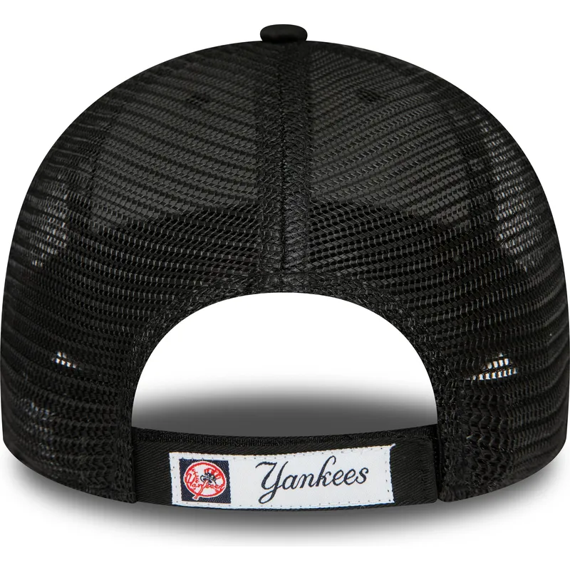 kepsar-curva-svart-justerbart-band-9forty-home-field-fran-new-york-yankees-mlb-av-new-era