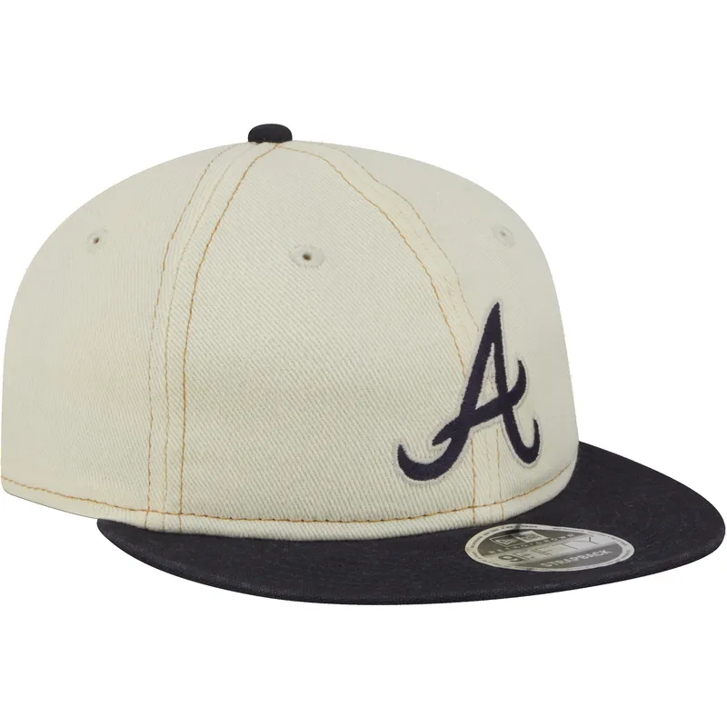beige-och-marinbla-9fifty-retro-crown-denim-platt-keps-fran-atlanta-braves-mlb-av-new-era
