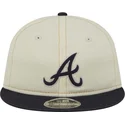 beige-och-marinbla-9fifty-retro-crown-denim-platt-keps-fran-atlanta-braves-mlb-av-new-era