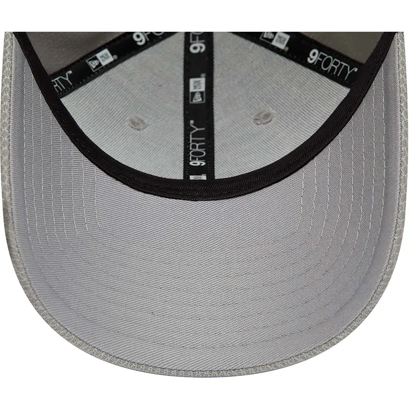 kepsar-curva-gra-justerbart-band-9forty-diamond-era-essential-fran-new-york-yankees-mlb-av-new-era