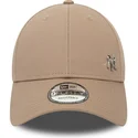 justerbar-ljusbrun-bojd-keps-9forty-flawless-new-york-yankees-mlb-fran-new-era
