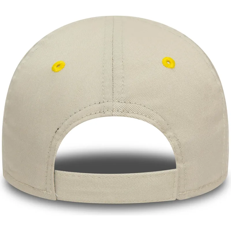 kepsar-curva-beige-justerbart-band-for-barn-9forty-character-fran-pinguino-av-new-era