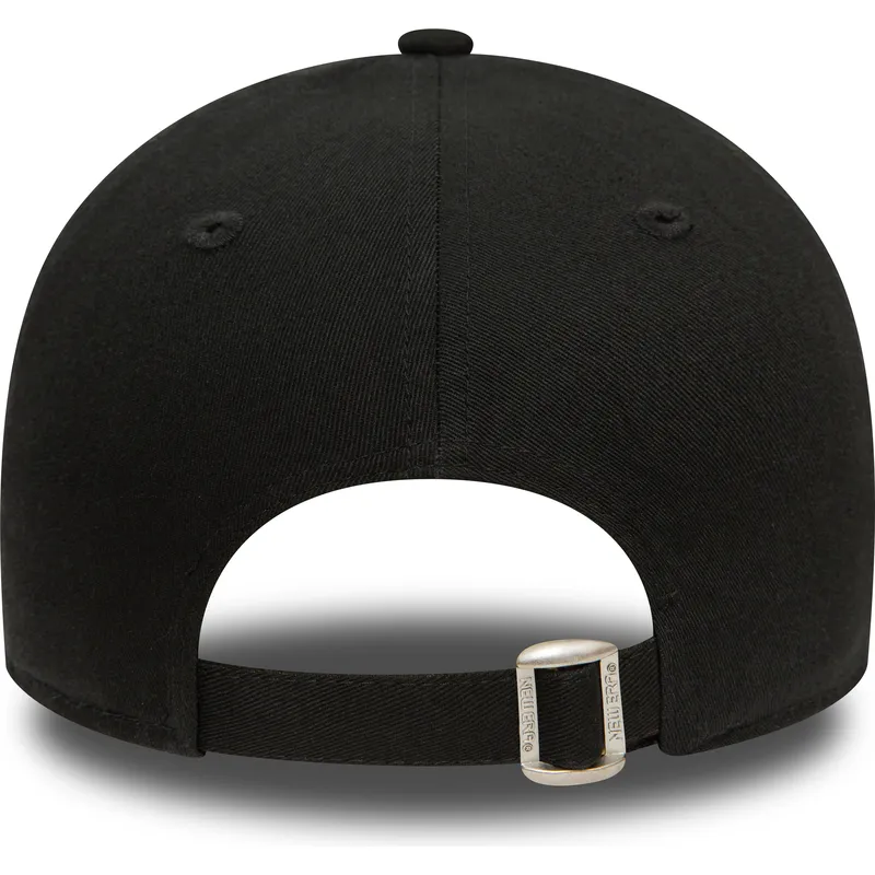 svart-justerbar-bojd-keps-med-bla-logotyp-9forty-league-essential-av-new-york-yankees-mlb-fran-new-era