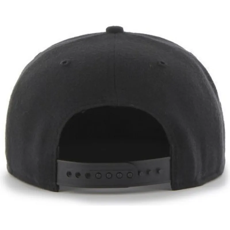 kepsar-plana-svart-snapback-fran-boston-red-sox-mlb-av-47-brand