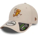bojd-beige-justerbar-keps-9forty-repreve-basketball-pizza-fran-new-era
