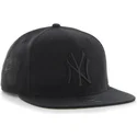 svart-platt-snapback-keps-med-svart-new-york-yankees-mlb-logo-sure-shot-fran-47-brand
