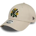 beige-justerbar-kurvkeps-for-kvinnor-9forty-floral-new-york-yankees-mlb-fran-new-era
