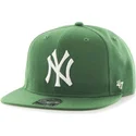 kepsar-plana-gron-snapback-fran-new-york-yankees-mlb-av-47-brand