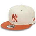 beige-och-brun-platt-snapbackkeps-9fifty-patch-new-york-yankees-mlb-fran-new-era