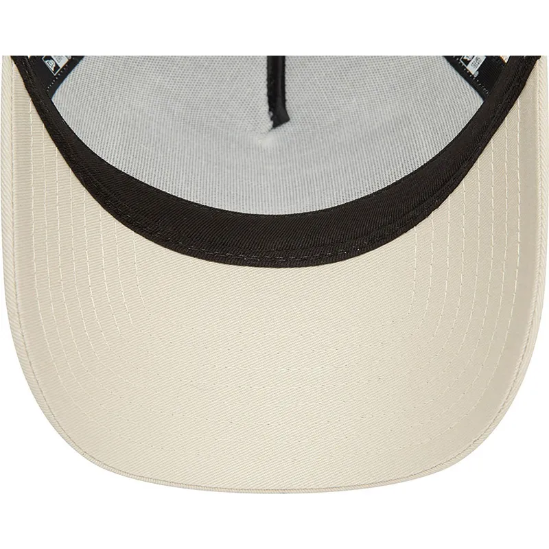 kepsar-curva-beige-snapback-a-frame-summer-fran-saint-tropez-ciudades-y-playas-av-new-era