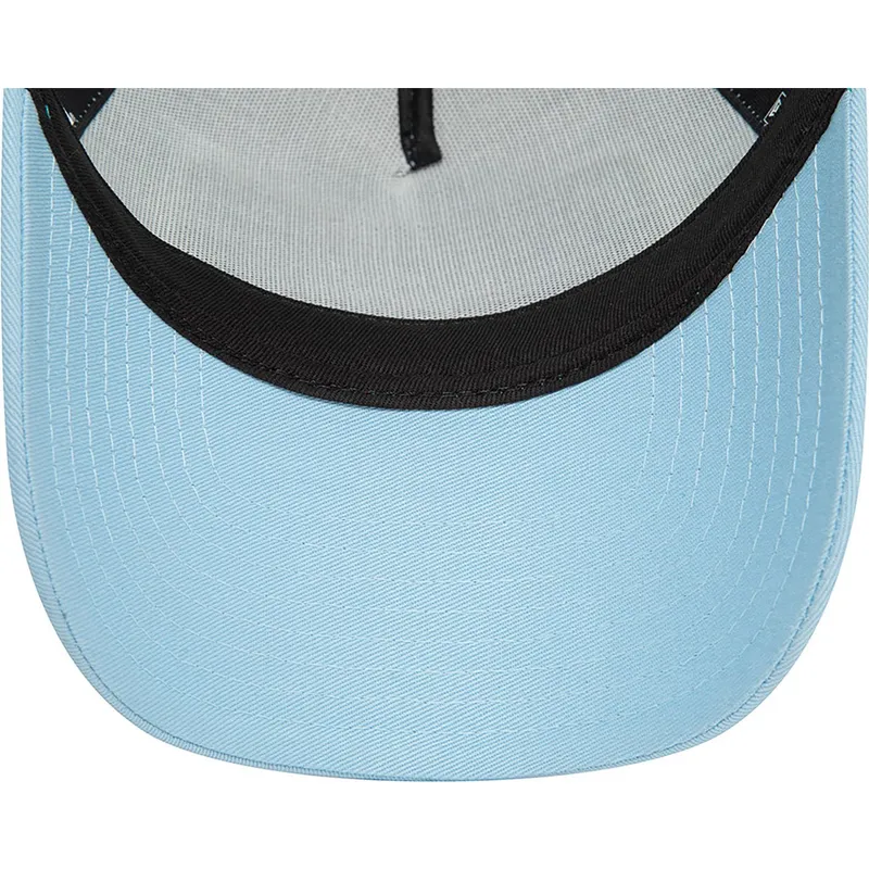 vit-och-bla-a-frame-summer-mykonos-stader-och-strander-truckerkeps-fran-new-era