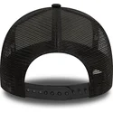 gorra-trucker-vit-svart-och-gron-a-frame-character-av-rick-och-morty-fran-new-era