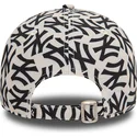 bojd-beige-och-svart-justerbar-keps-9forty-monogram-fran-new-york-yankees-mlb-av-new-era
