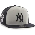 svart-och-vit-snapback-keps-new-york-yankees-mlb-sure-shot-fran-47-brand
