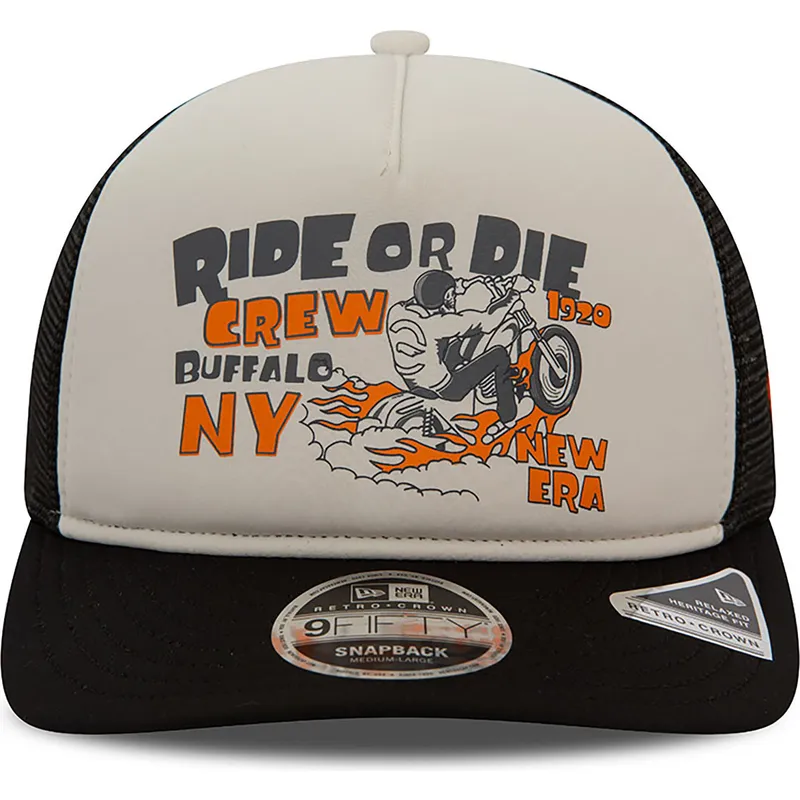 svart-och-vit-trucker-keps-american-ride-or-die-9fifty-retro-crown-a-frame-fran-new-era