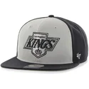 los-angeles-kings-nhl-sure-shot-gra-och-svart-snapback-flat-keps-fran-47-brand
