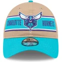 brun-och-bla-bojd-justerbar-keps-9twenty-draft-2024-fran-charlotte-hornets-nba-av-new-era