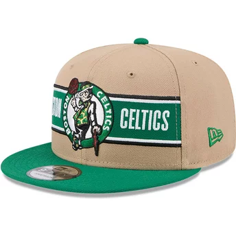 Brun och grön platt keps snapback 9FIFTY Draft 2024 från Boston Celtics NBA av New Era