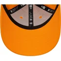 gul-snapbackkeps-9forty-repreve-med-bojd-skarm-fran-mclaren-racing-formula-1-av-new-era