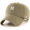 brun-bojd-keps-med-litet-new-york-yankees-logotyp-mlb-clean-up-fran-47-brand