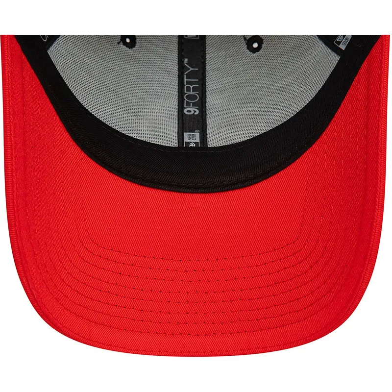 svart-kurvad-snapback-keps-9forty-side-patch-fran-haas-f1-team-formula-1-av-new-era