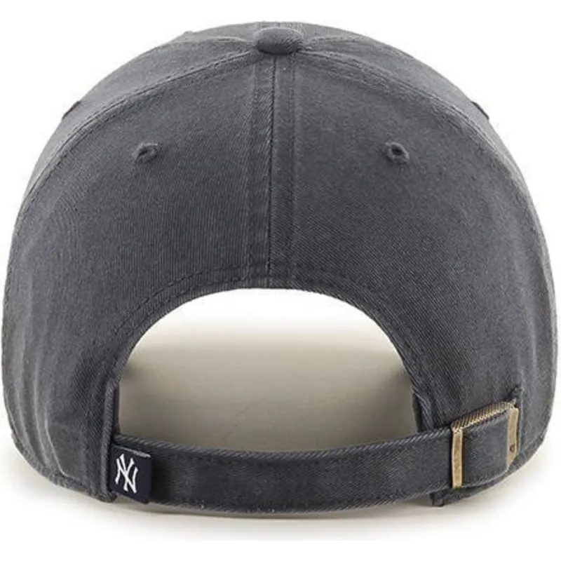morkgra-kurvad-keps-new-york-yankees-mlb-clean-up-fran-47-brand