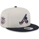 atlanta-braves-mlb-new-era-9fifty-4th-of-july-beige-och-marinbla-snapback-flat-keps