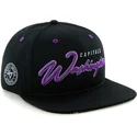 svart-snapback-med-platt-skarm-och-washington-capitals-nhl-logotyp-fran-47-brand
