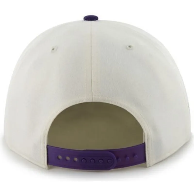 kepsar-plana-vit-snapback-fran-los-angeles-kings-nhl-av-47-brand kepsar-plana-vit-snapback-fran-los-angeles-kings-nhl-av-47-brand