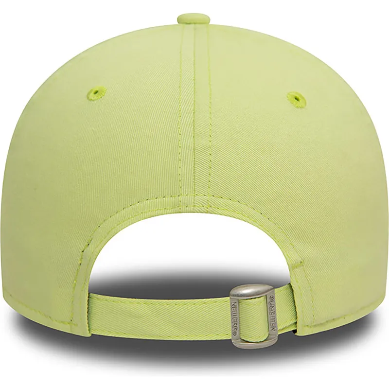 ljusgron-justerbar-kurvad-keps-med-gront-9forty-league-essential-logotyp-fran-los-angeles-dodgers-mlb-av-new-era