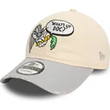 justerbar-beige-och-gra-bojd-keps-9twenty-washed-med-snurre-spratt-looney-tunes-fran-new-era