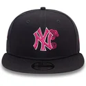 new-york-yankees-mlb-new-era-9fifty-seasonal-flower-morkbla-platt-snapback-keps-med-rosa-logotyp