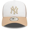 new-era-new-york-yankees-mlb-a-frame-world-series-vit-och-beige-truckerkeps