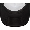 kepsar-curva-svart-snapback-bugs-bunny-and-his-friends-a-frame-fran-looney-tunes-av-new-era